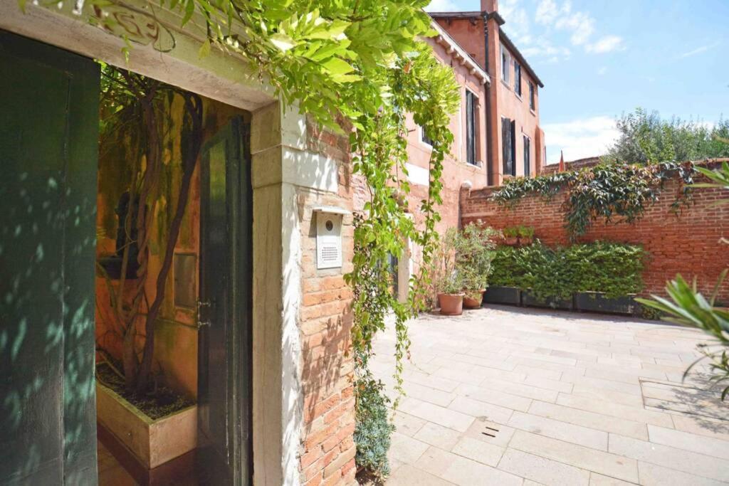 Zattere Cottage Close To Guggenheim Venice Exterior photo